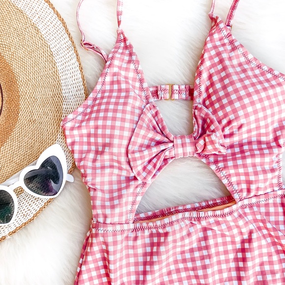 Pink Gingham Retro One Piece Bikini - Picture 3 of 8